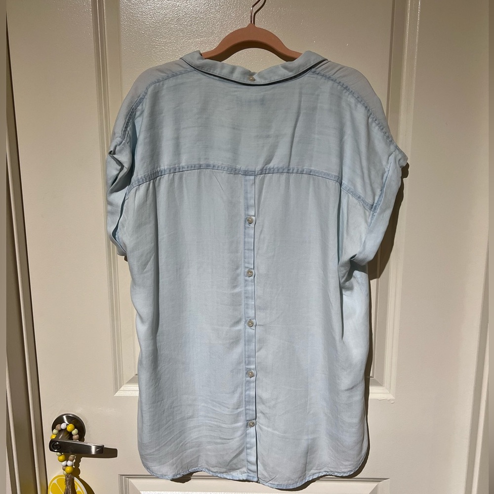 Light Denim Altar’d State button down - Picture 3 of 3